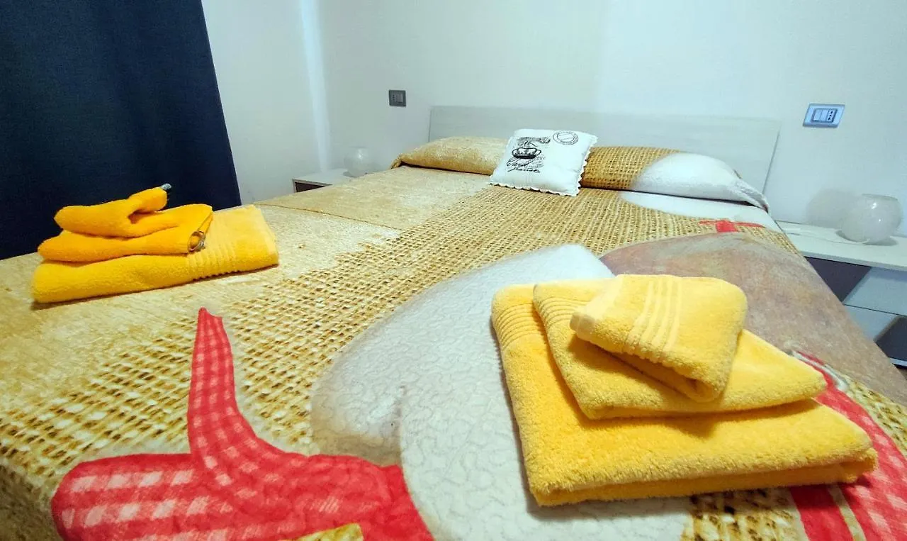 Apartment La Luna Nel Lago Roe Italy