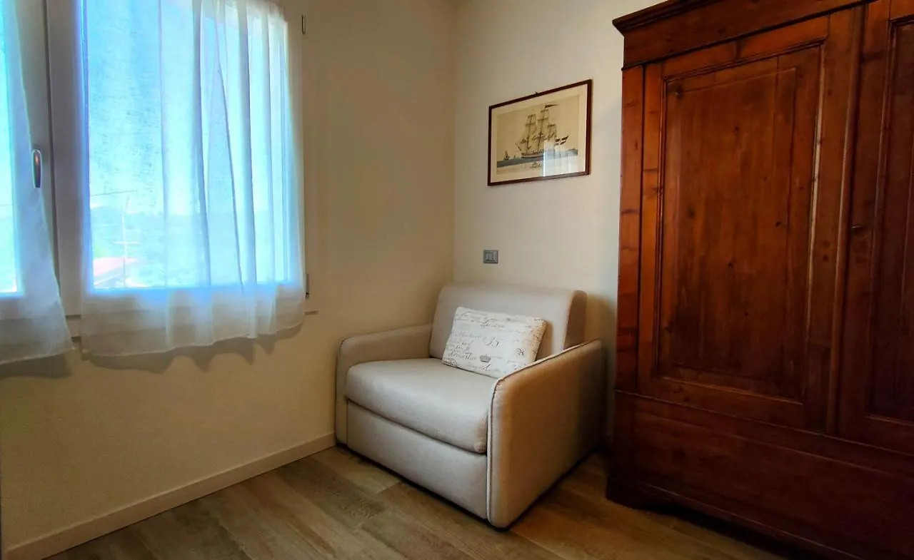 Apartment La Luna Nel Lago Roe